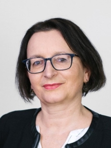 Petra Herzog, Mag.